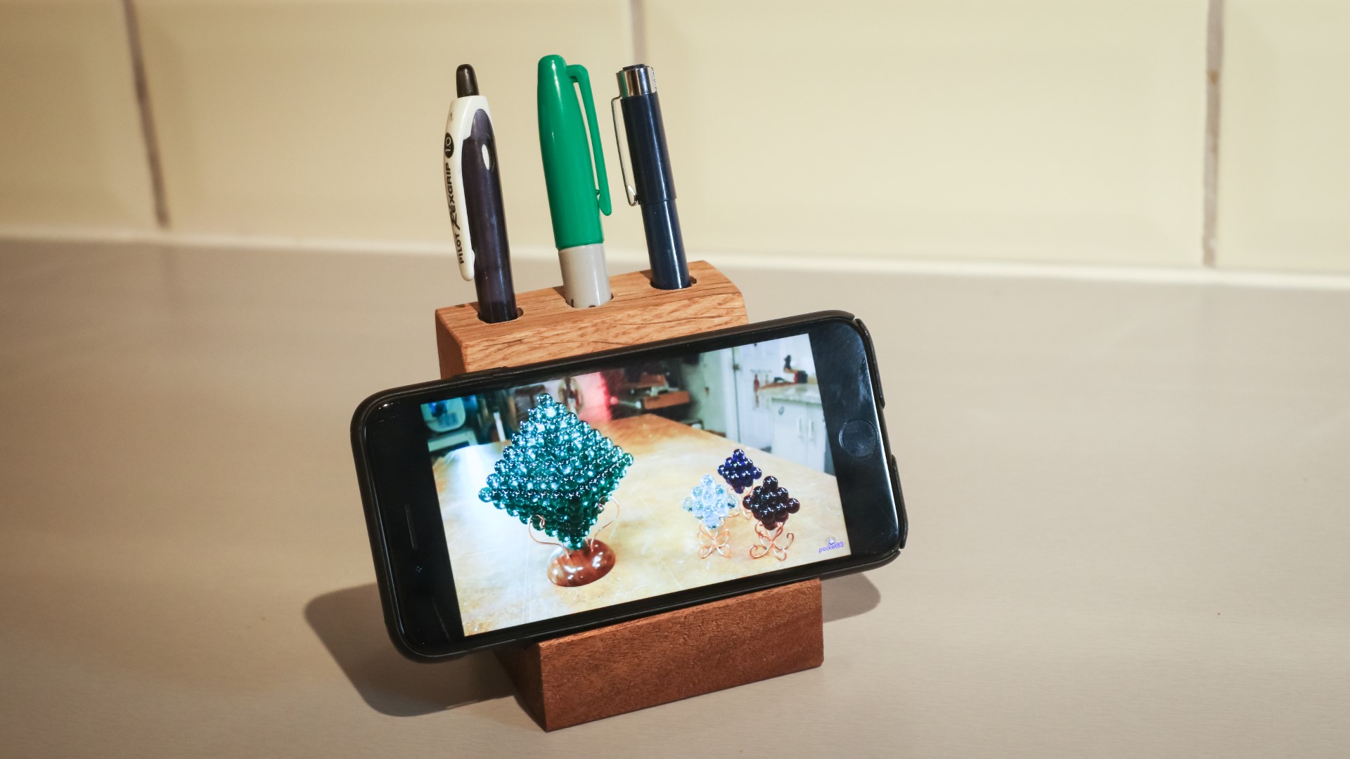 3 Simple Woodworking Projects Gift Ideas Including A Desk Tidy